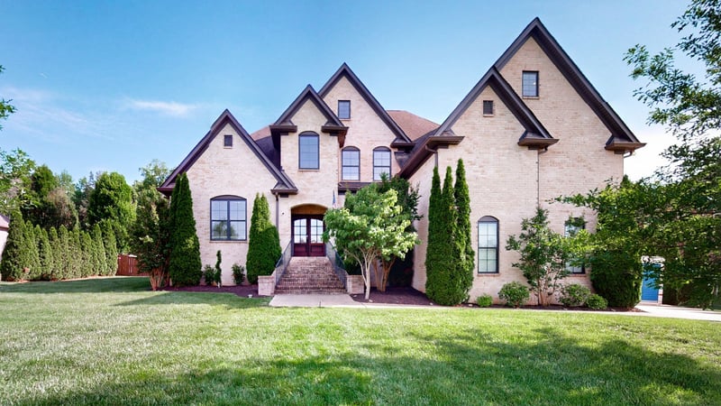 203 W Chandler Ct, Mount Juliet, TN 37122