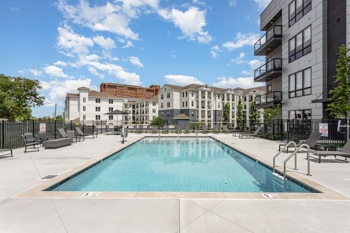 303 31st Ave #406, Nashville, TN 37203