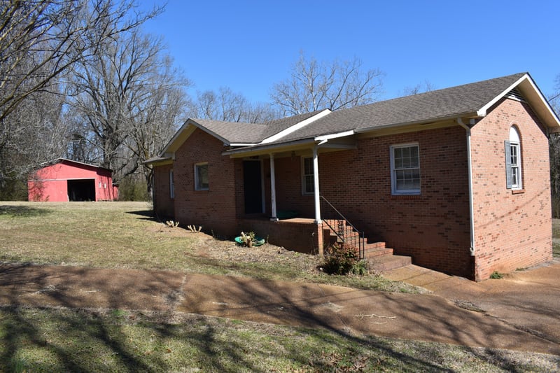 217 Bear Creek Pike, Columbia, TN 38401