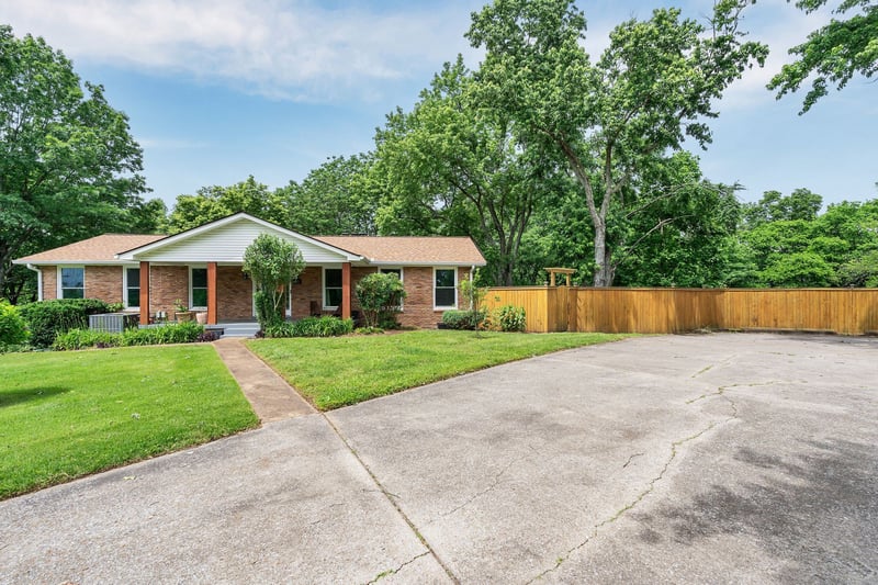 415 Isaac Dr, Goodlettsville, TN 37072
