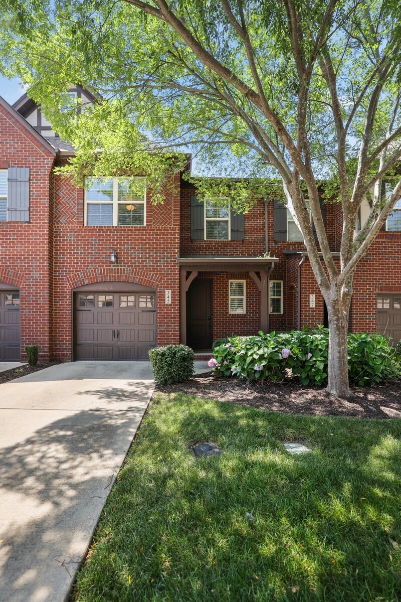 345 Coronado Private Cirlce, Hendersonville, TN 37075