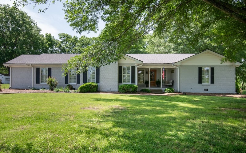 112 Herman Harrison Dr, Hendersonville, TN 37075