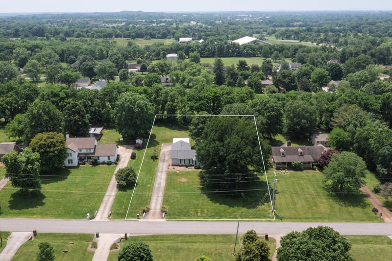 112 Herman Harrison Dr, Hendersonville, TN 37075