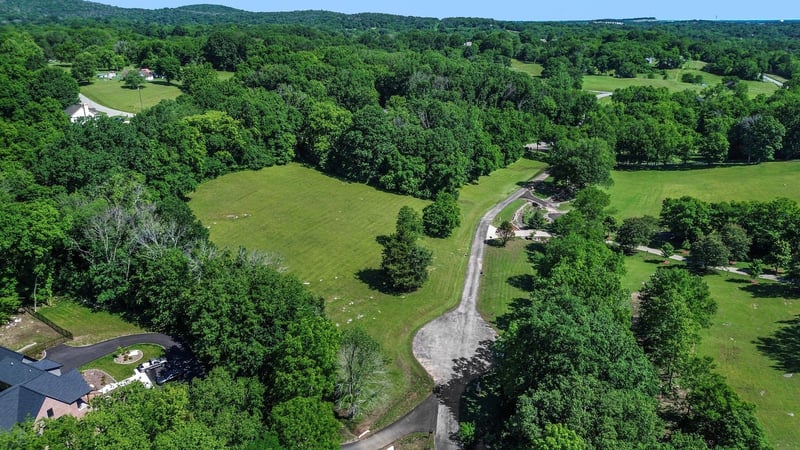 110 Hidden Valley Rd, Arrington, TN 37014