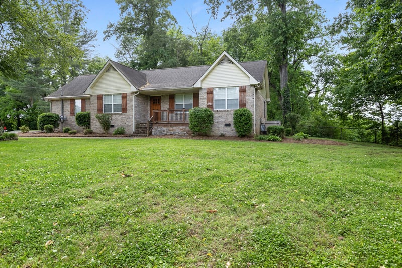 1054 Cragfront Est Loop, Gallatin, TN 37066
