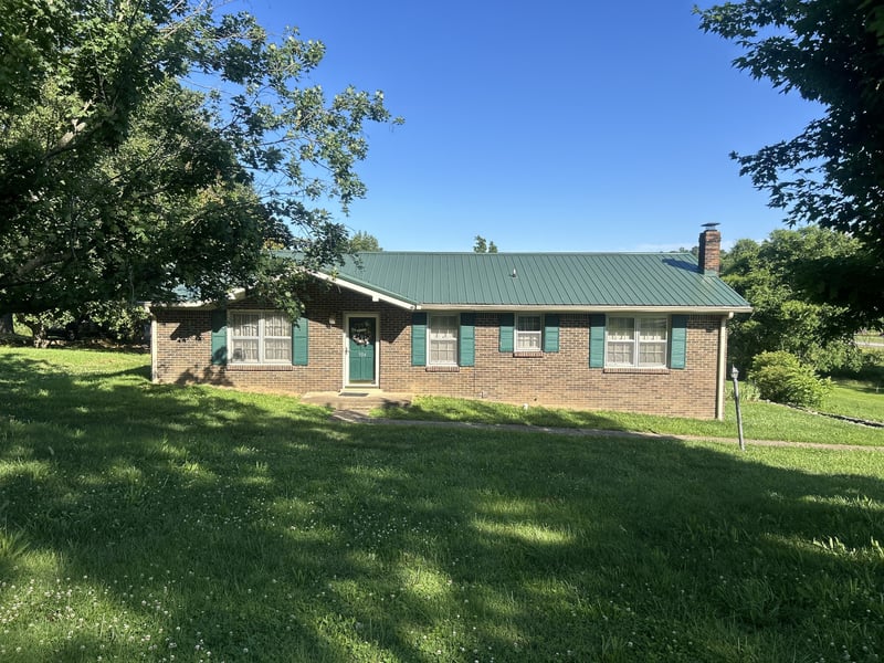 904 Cheairs Cir, Columbia, TN 38401