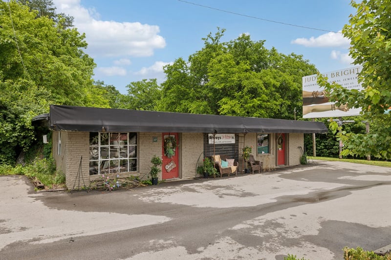 227 Franklin Rd, Franklin, TN 37064