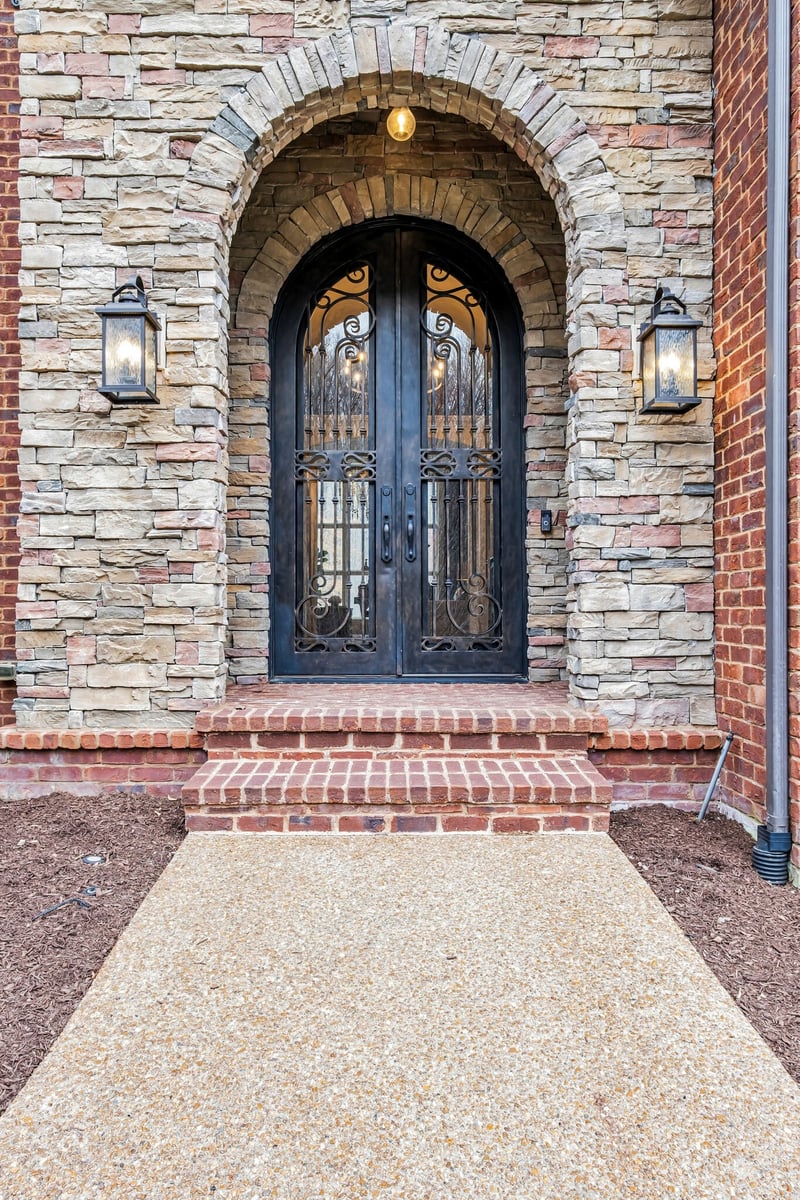 1120 Natchez Valley Ln, Franklin, TN 37064