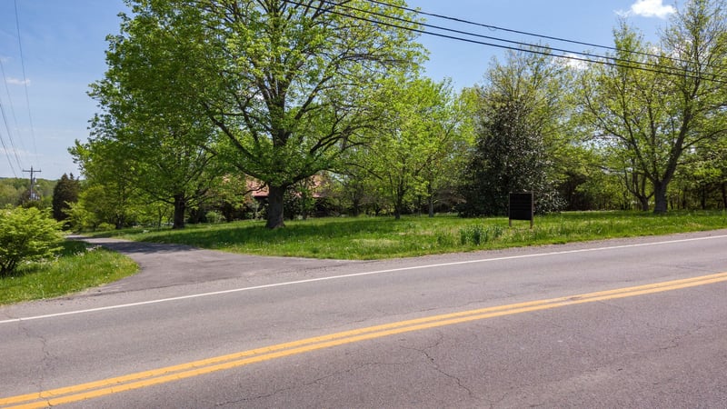 7364 Nolensville Rd, Nolensville, TN 37135