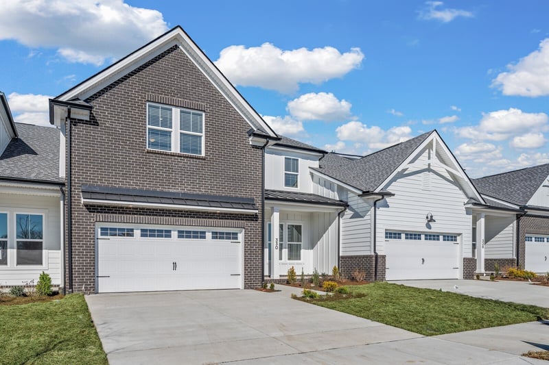 305 Buckwood Ln, Thompsons Station, TN 37179