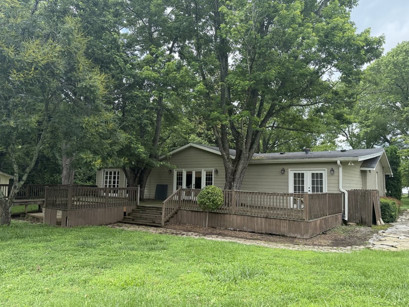 2611 Thompson Station Rd, Thompsons Station, TN 37179