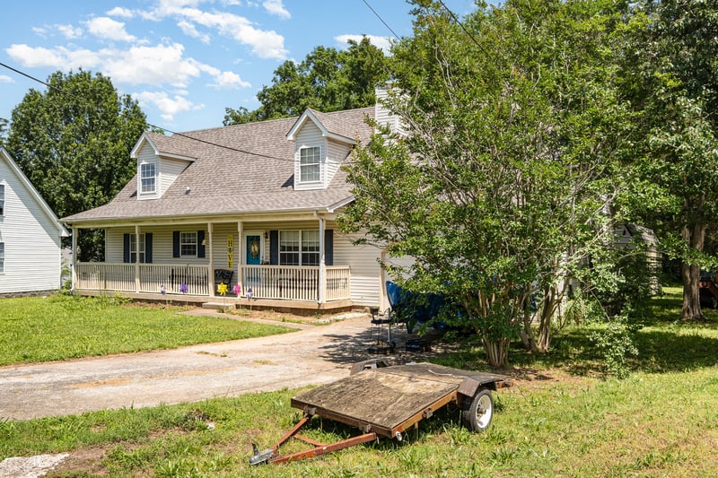 124 Gale Ln, La Vergne, TN 37086