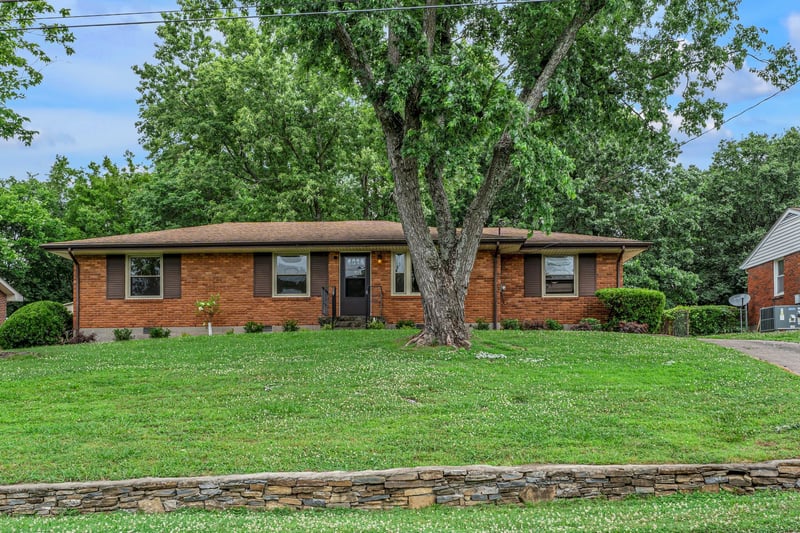 300 Wauford Dr, Nashville, TN 37211