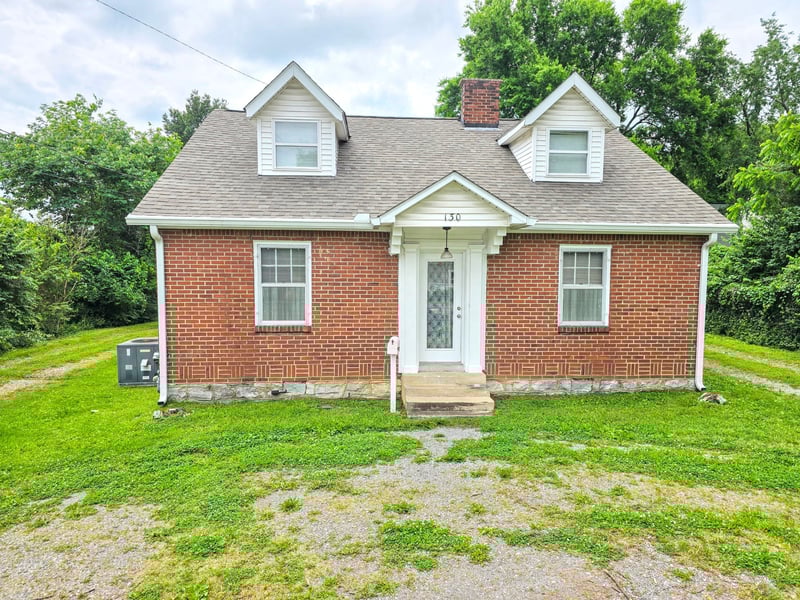 130 Walton Ferry Rd, Hendersonville, TN 37075