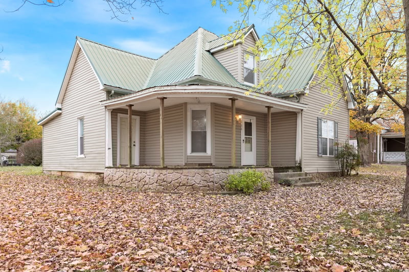 208 S Russell St, Portland, TN 37148