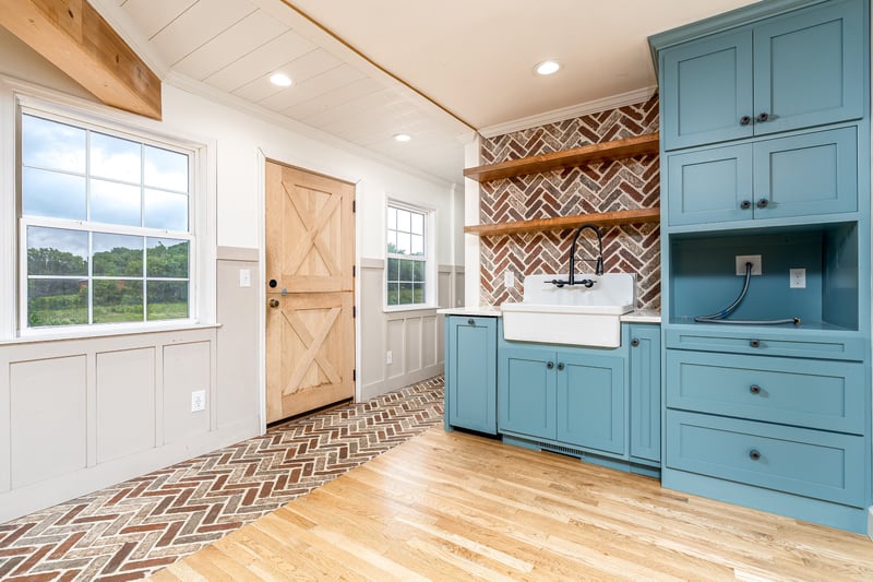 8025 Dry Creek Rd, Mount Pleasant, TN 38474