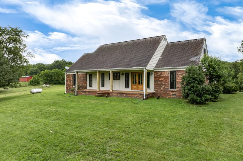 8025 Dry Creek Rd, Mount Pleasant, TN 38474