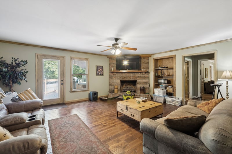 1907 Roanoke Dr, Lebanon, TN 37087