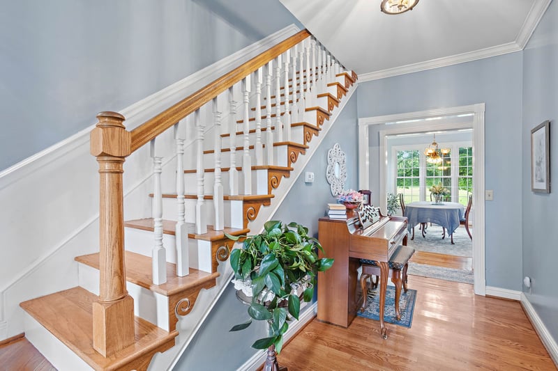 402 Upper Station Camp Crk Rd, Gallatin, TN 37066