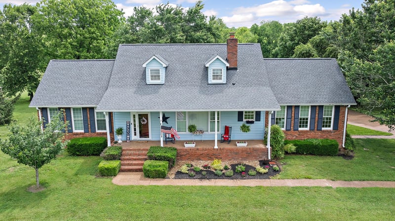 402 Upper Station Camp Crk Rd, Gallatin, TN 37066