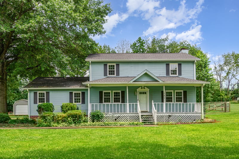 107 Ben Albert Rd, Cottontown, TN 37048