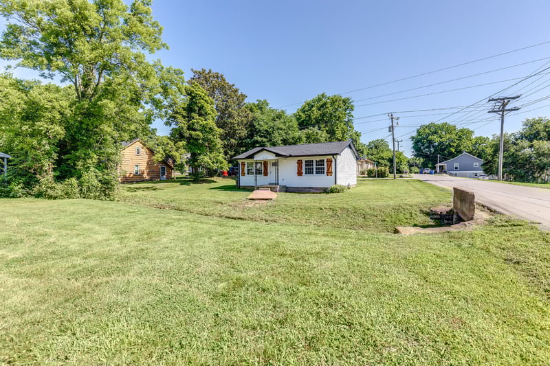205 Carpenter St, Mount Pleasant, TN 38474