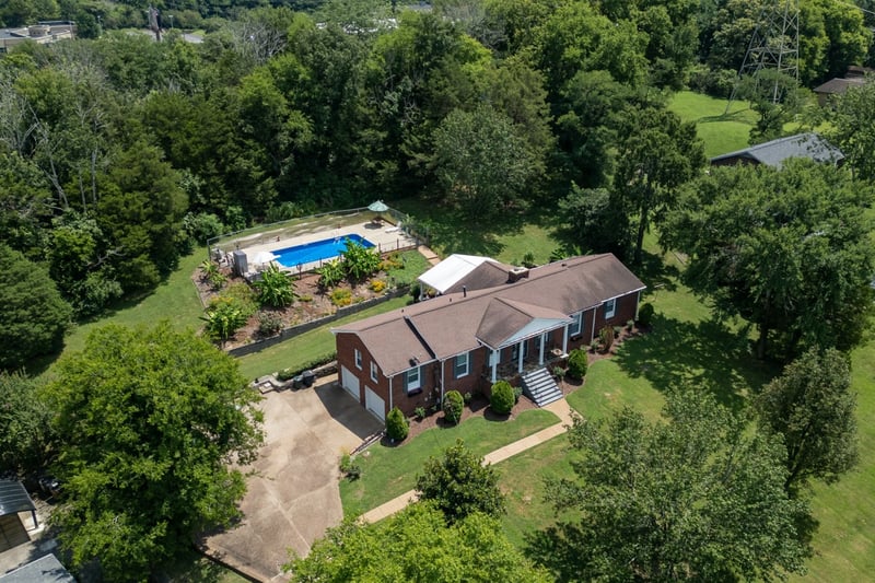 237 Craigmeade Dr, Nashville, TN 37214