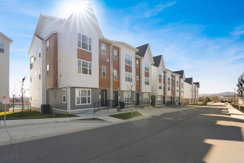 621 Live Life Ln, Nashville, TN 37207