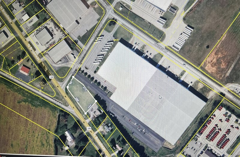 709 N Broadway, Portland, TN 37148