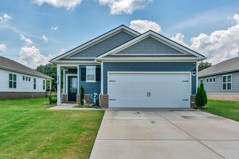 2428 Quinn Dr, White House, TN 37188