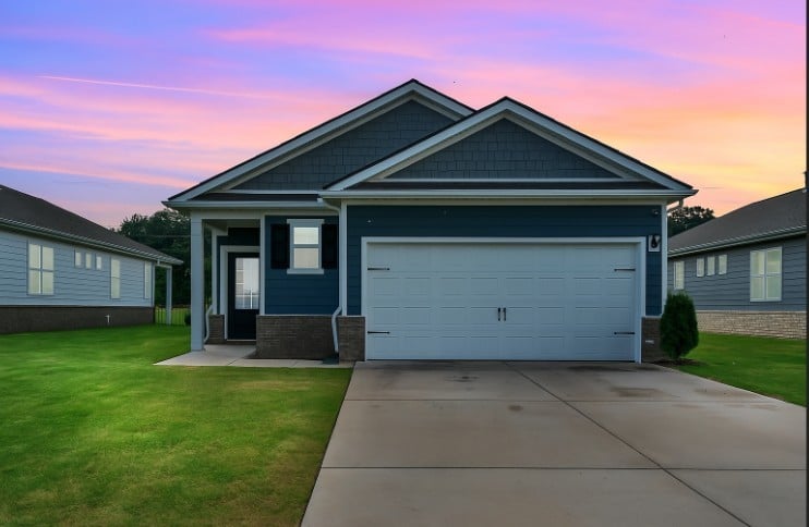 2428 Quinn Dr, White House, TN 37188