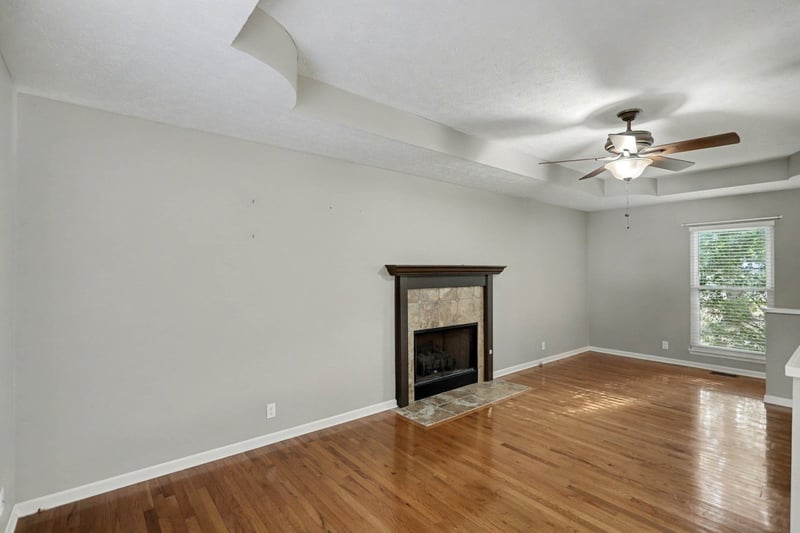 302 Allers Dr, White House, TN 37188