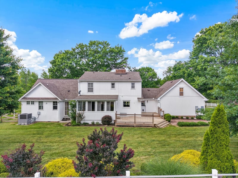 1967 Liebengood Rd, Goodlettsville, TN 37072