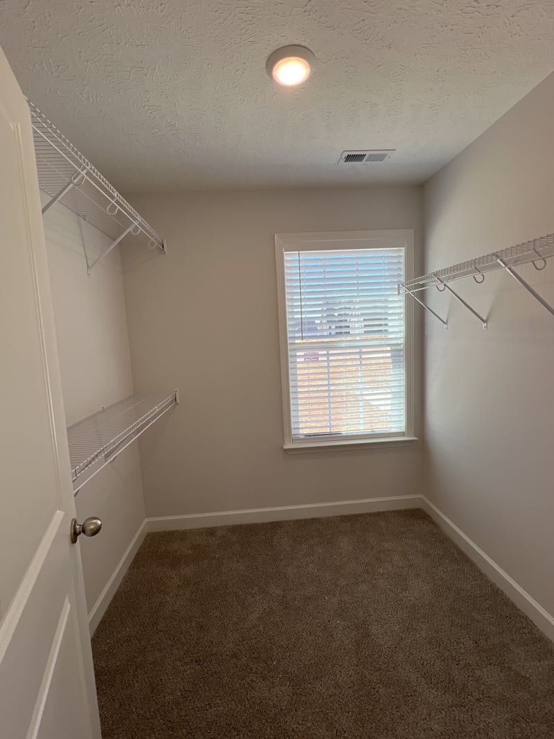 3357 Curie Cir, Christiana, TN 37037