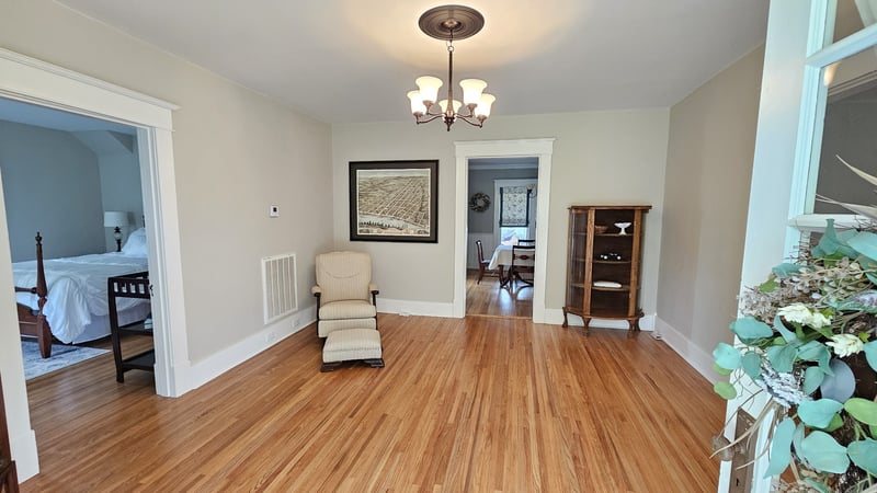 315 Seven Mile Ferry Rd, Cunningham, TN 37052