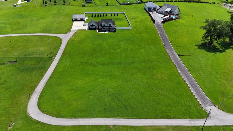 150 Bryson Ln, Castalian Springs, TN 37031