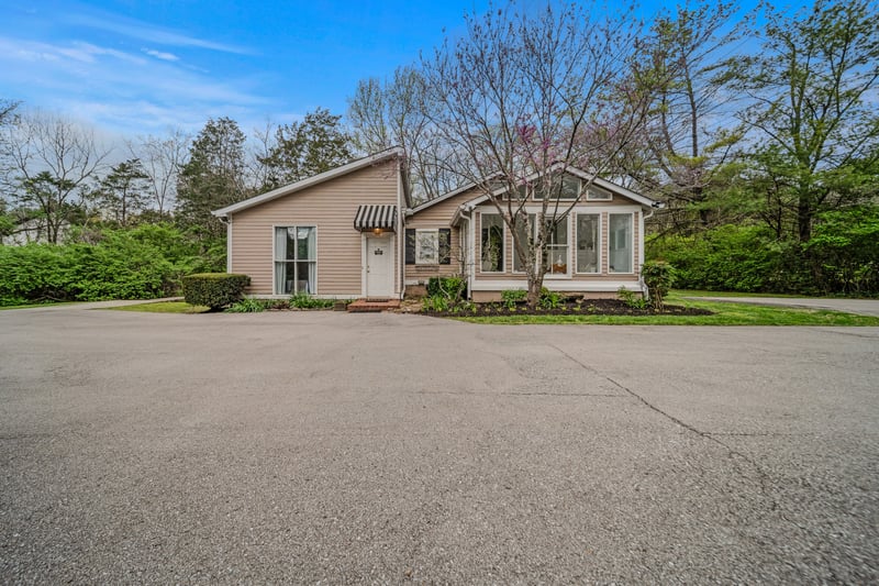 1307 Old Hickory Blvd, Brentwood, TN 37027