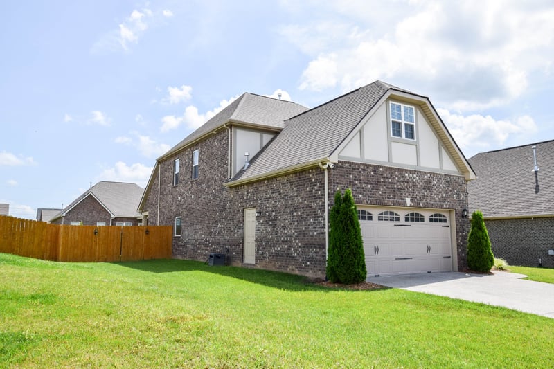 1017 Wickshire Dr, Gallatin, TN 37066