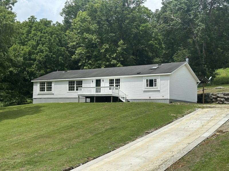 697 Club Springs Rd, Buffalo Valley, TN 38548