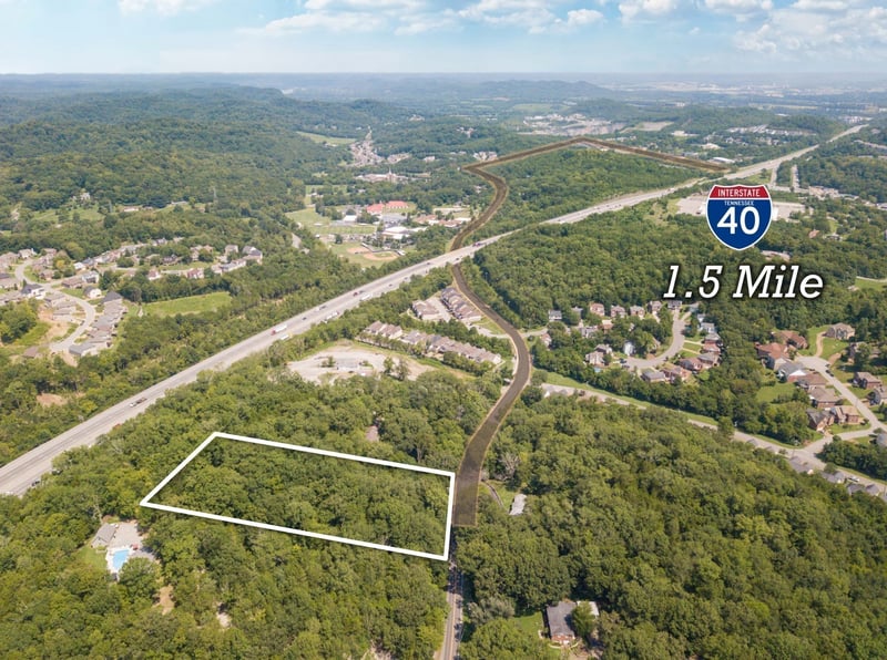 7677 Sawyer Brown Rd, Nashville, TN 37221