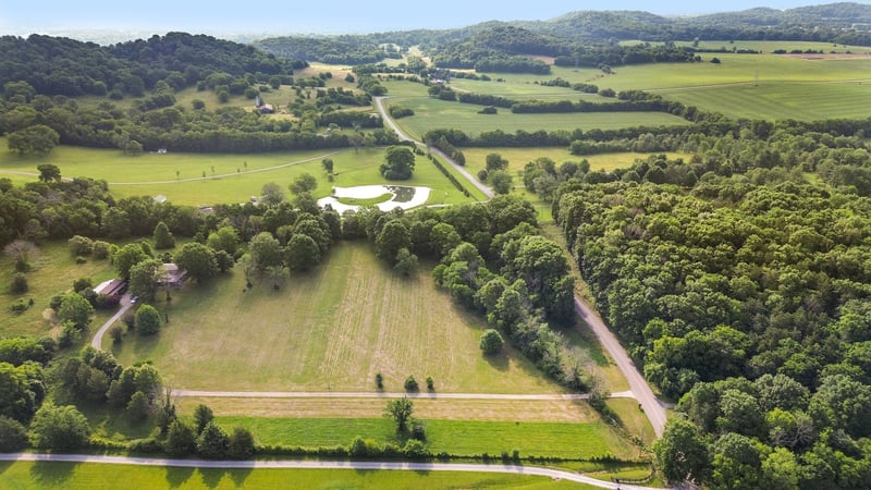 1896 W Harpeth Rd, Franklin, TN 37064