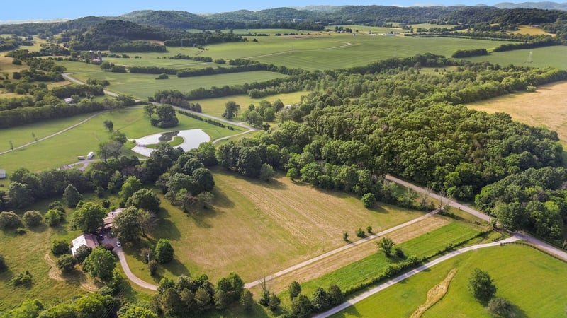 1896 W Harpeth Rd, Franklin, TN 37064