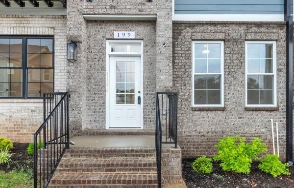 199 Charleston Ave, Pleasant View, TN 37146