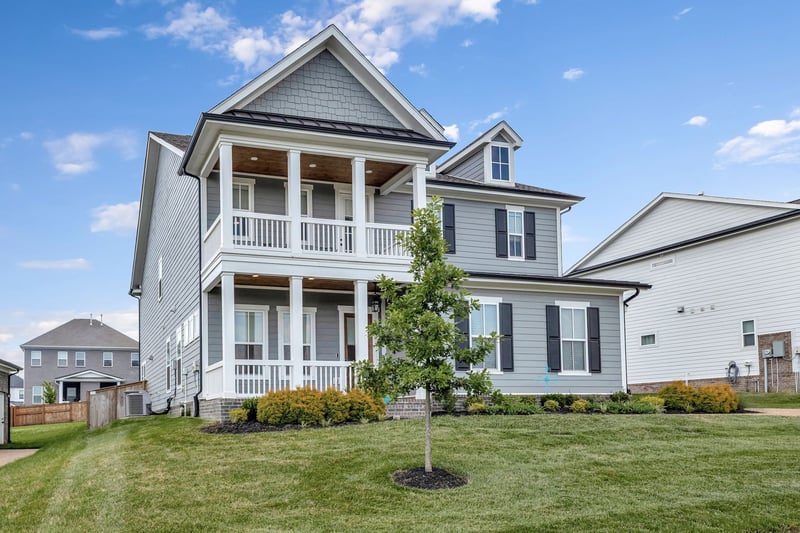 1016 Pine Creek Dr, Arrington, TN 37014