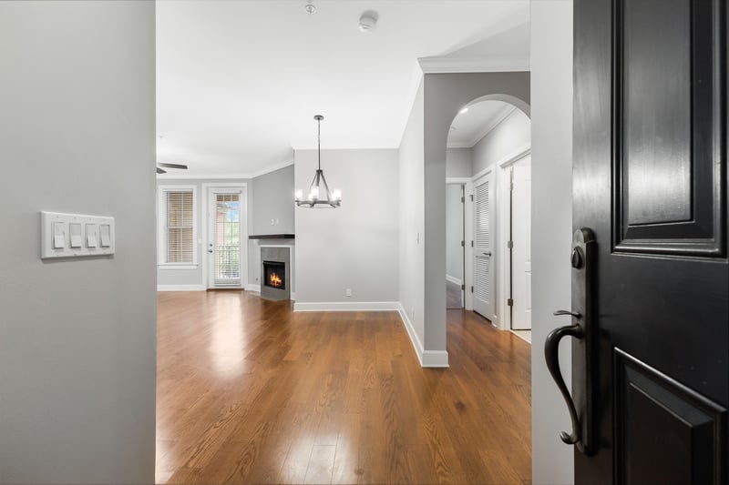 307 Seven Springs Way #103, Brentwood, TN 37027