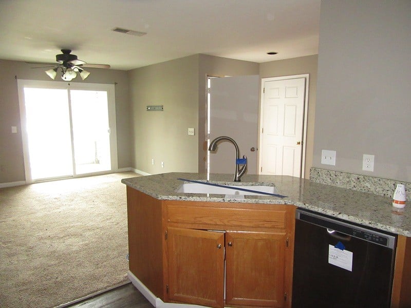 470 S Main St #203, Ashland City, TN 37015