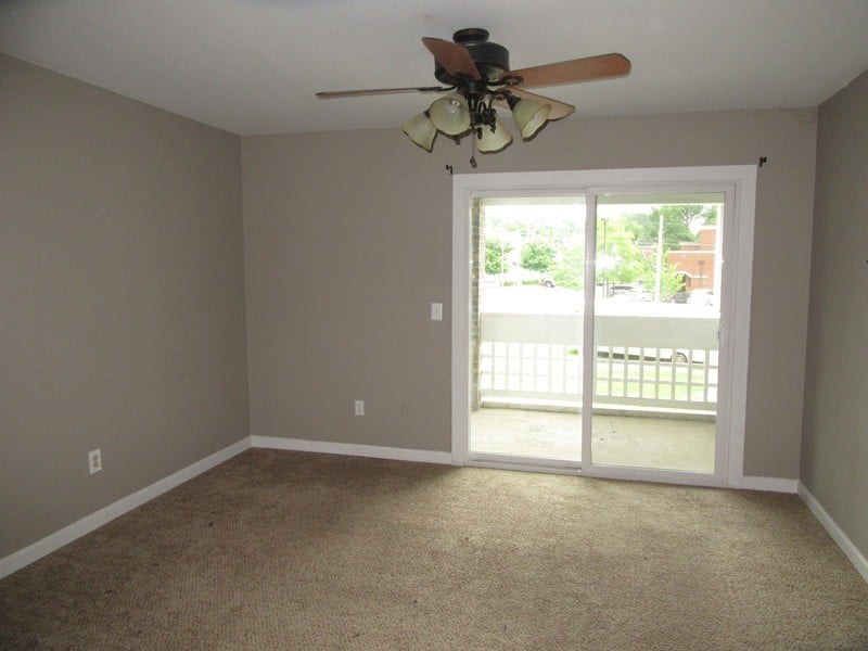 470 S Main St #203, Ashland City, TN 37015