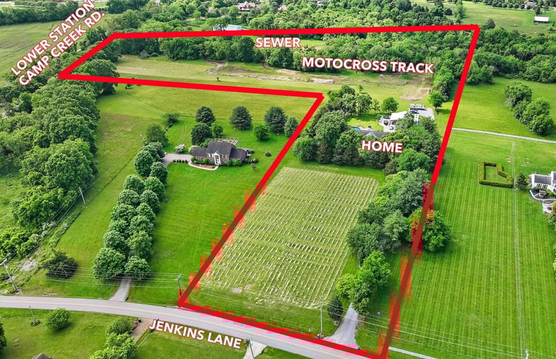 1029 Jenkins Ln, Hendersonville, TN 37075