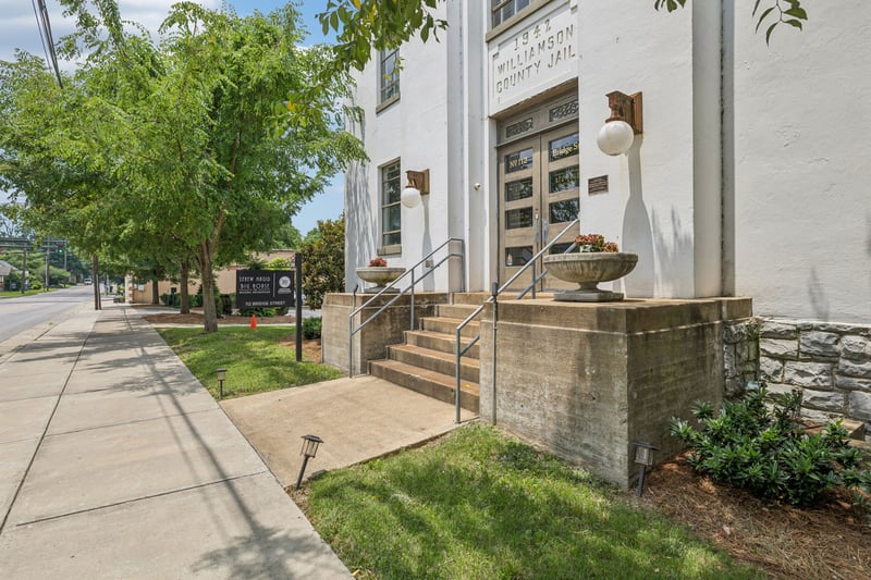 112 Bridge St, Franklin, TN 37064