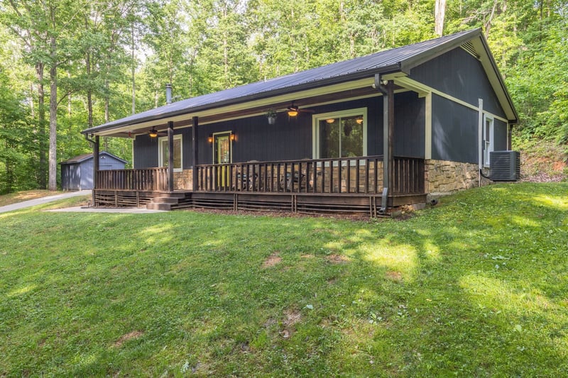 7872 Oscar Green Rd, Primm Springs, TN 38476